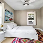 Venice Gem Private Beach Bungalow